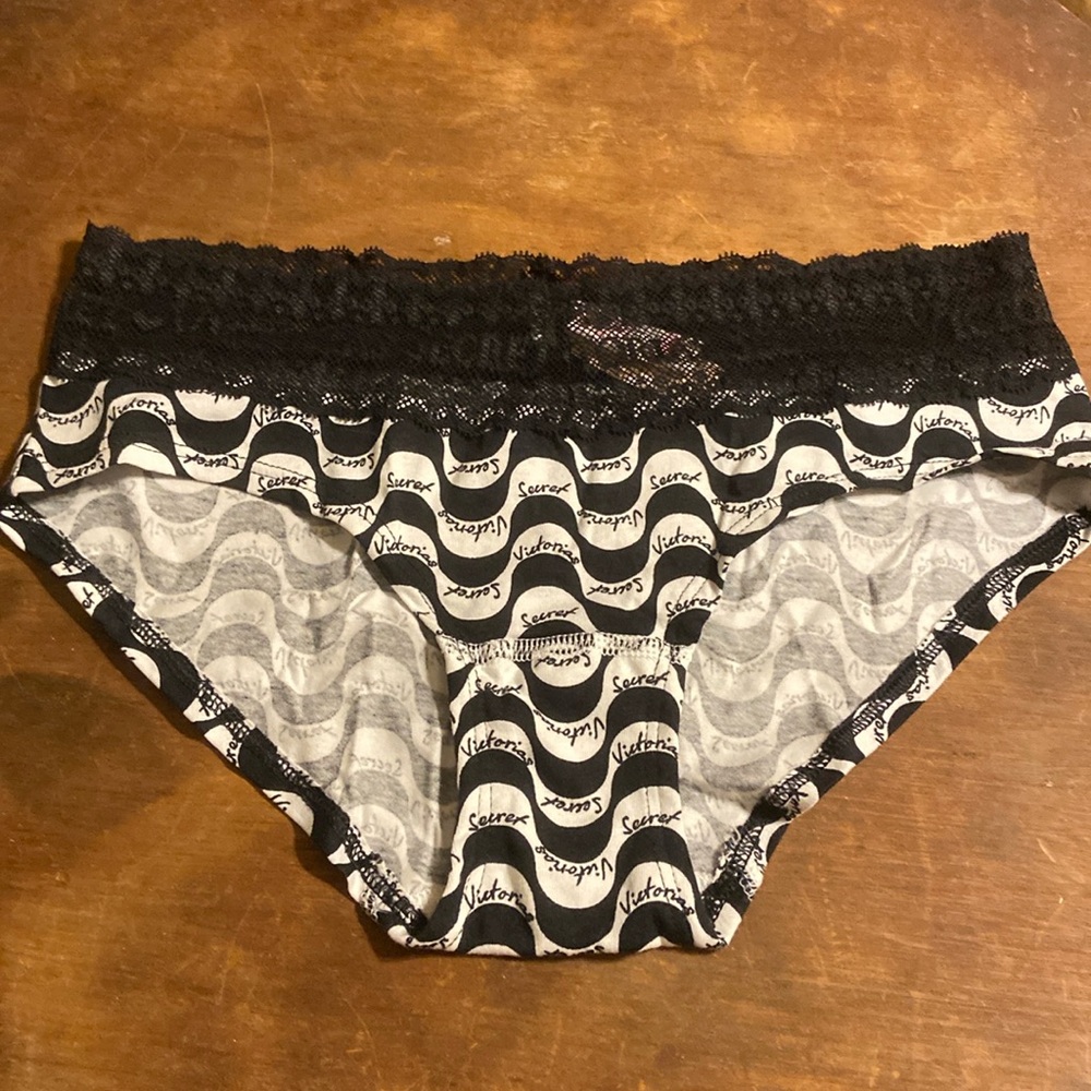💙Victoria Secret Low-Rise Lace Logo HipHugger culotte size S/P